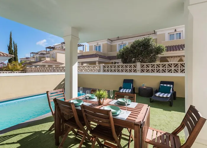 Home2book Fiona Private Pool & Wifi فيلة *