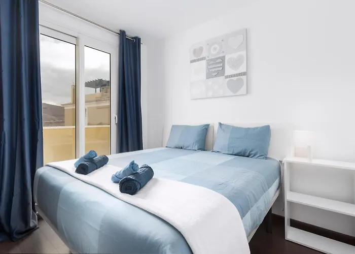 Home2book Fiona Private Pool & Wifi