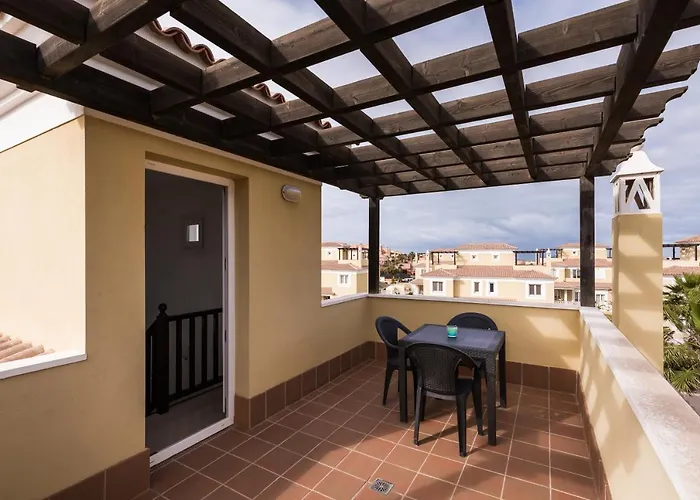 Home2book Fiona Private Pool & Wifi فيلة *