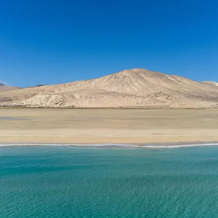 ヴィラ Home2book Fiona Private Pool & Wifi