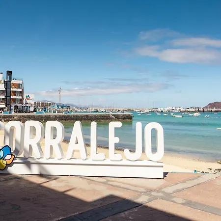 ヴィラ Home2book Fiona Private Pool & Wifi