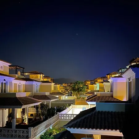 ヴィラ Home2book Fiona Private Pool & Wifi コラレホ